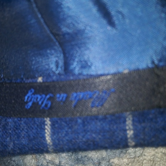 Hugo Boss Blue Pin-Striped Men's Wool Suit - Picture 5 of 8